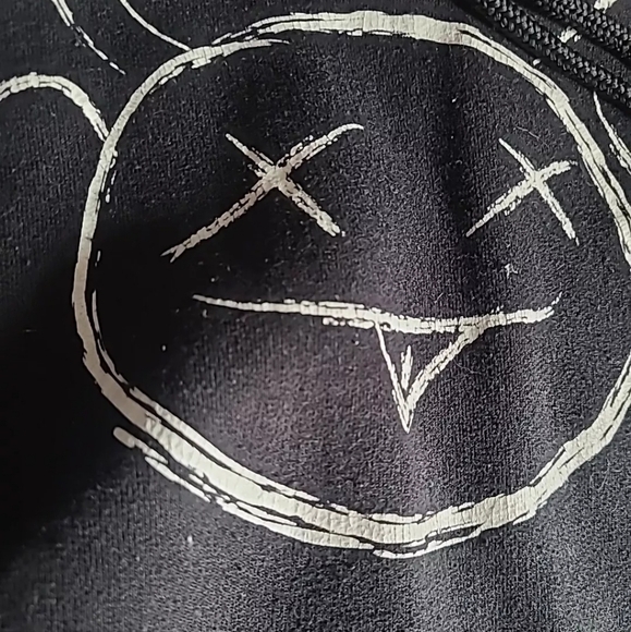 101M limited Edition Dream sweater - Picture 4 of 5